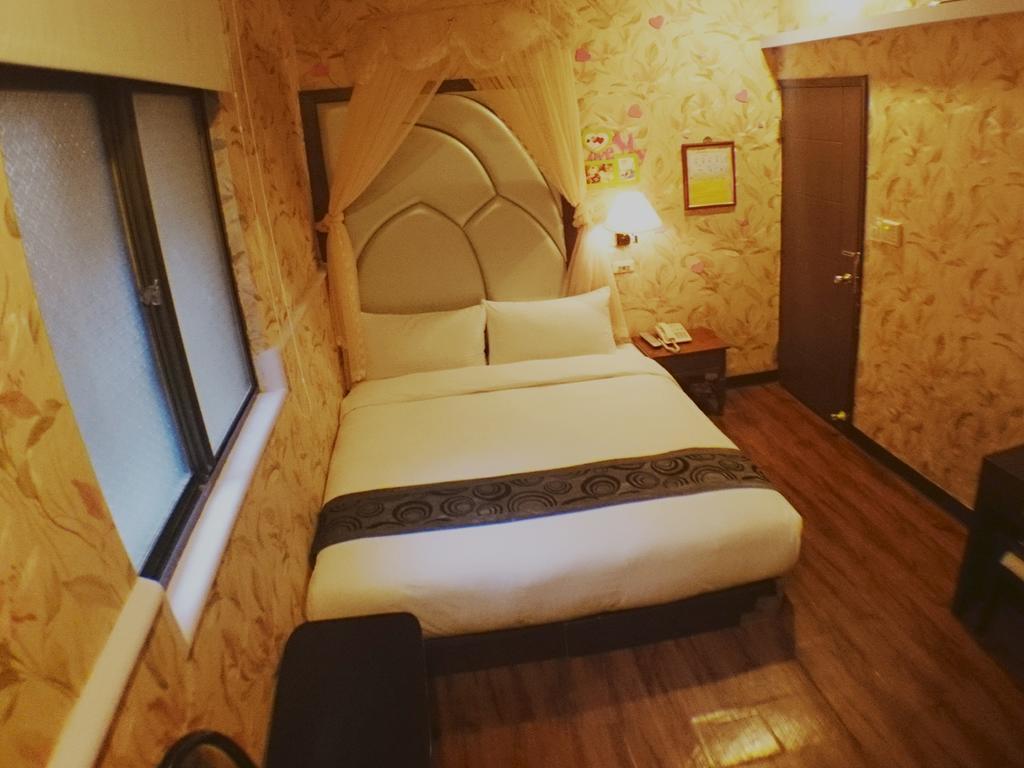 Fu Chia Hotel Цзілун Номер фото